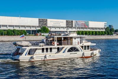 Фотографии и 3D-панорама яхты "Отрада"